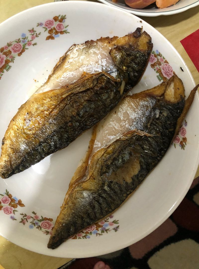 煎鯖魚