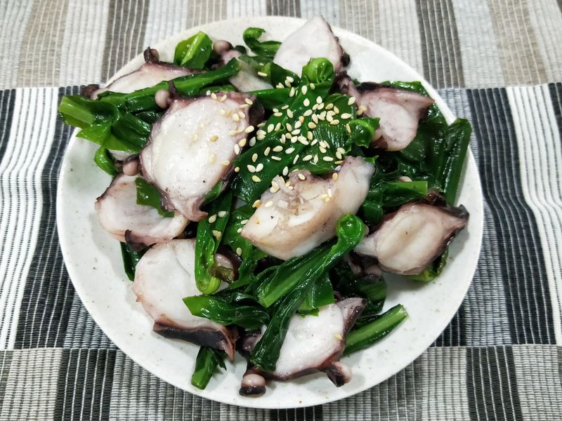 山蘇炒章魚腳