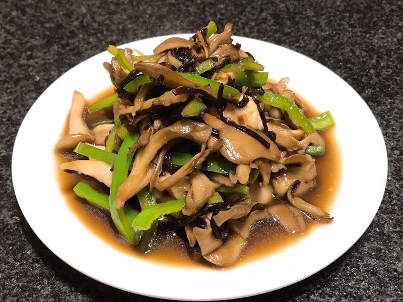 鹽昆布拌炒舞菇～全素