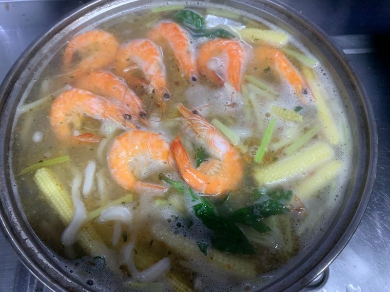 鮮蝦烏龍麵