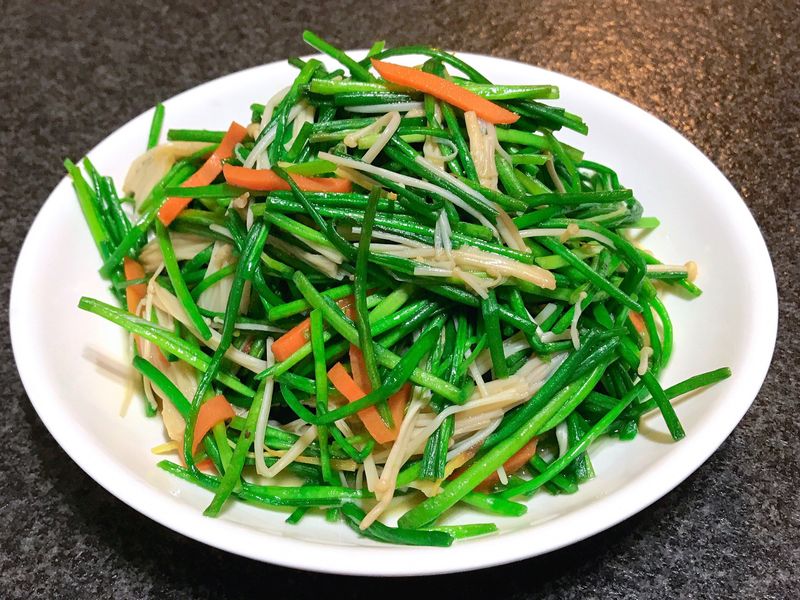 水蓮炒金針菇～全素