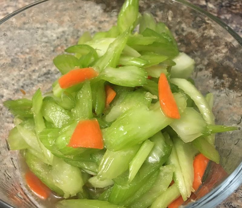 涼拌西芹