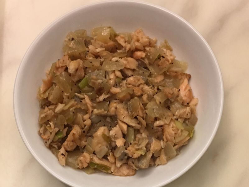 鮭魚炒洋蔥