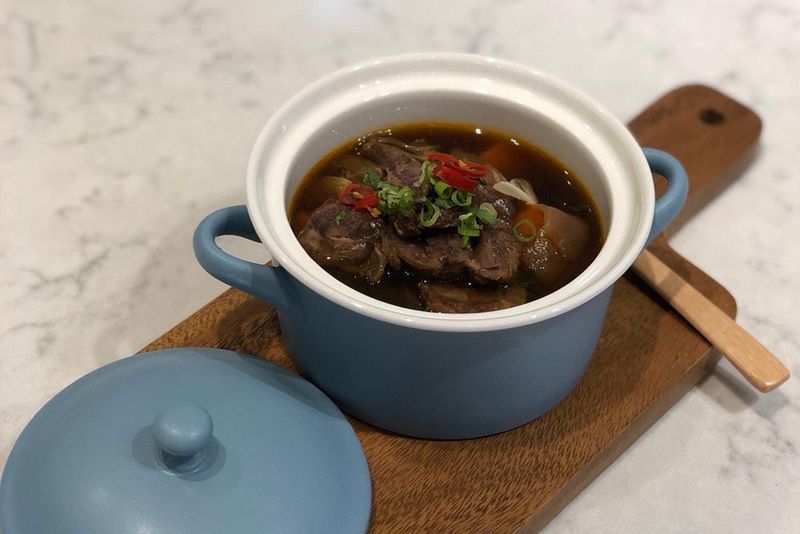 鳳梨番茄燉牛(羊)腱