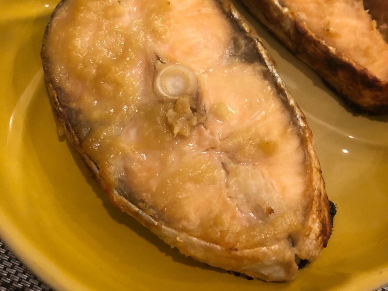 味噌蒜烤鮭魚