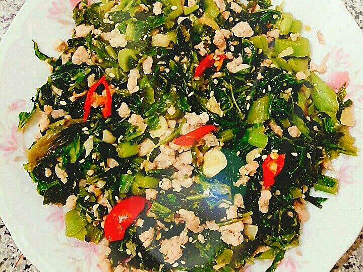 雪裡紅炒肉燥