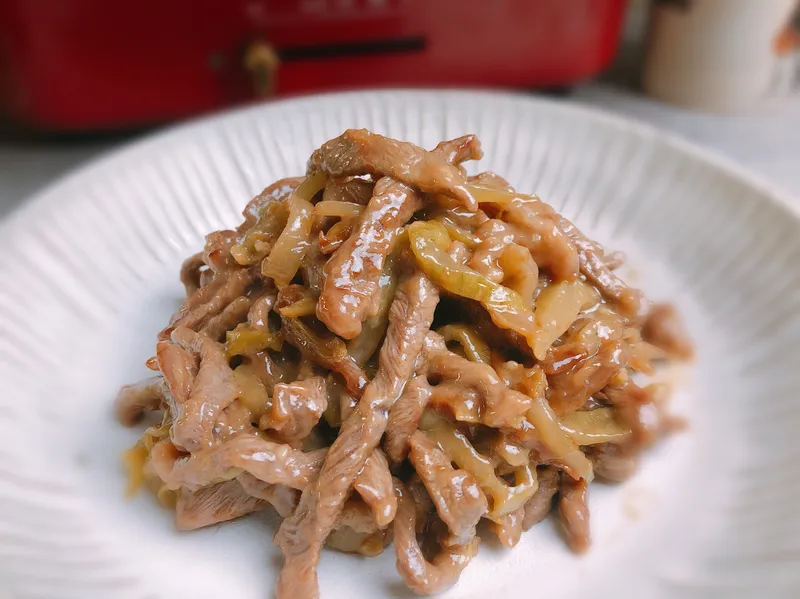 酸菜炒牛肉絲