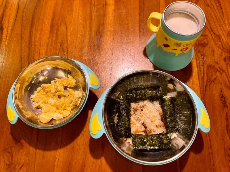 海苔米餅飯炒蛋套餐