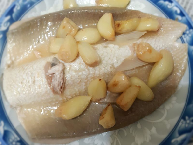 蒜頭虱目魚
