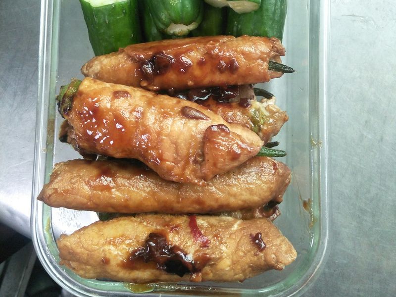 肉片包秋葵