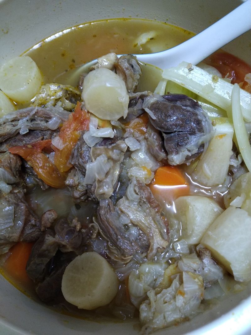意式牛肉湯 (minestrone)