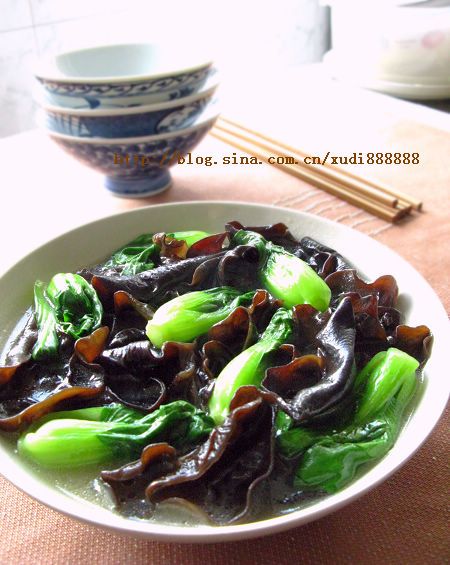 鸡汁浸云耳