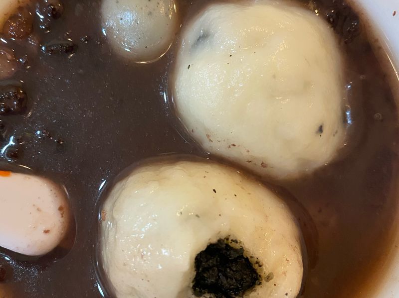 芝麻湯圓~少油減糖~四種材料輕鬆滾元宵
