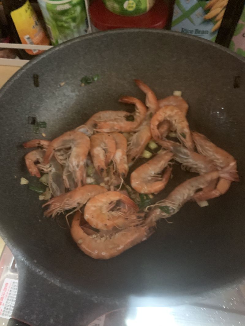 蒜香炒蝦