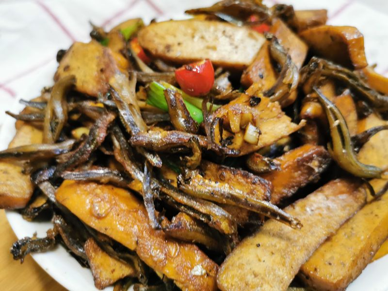 小魚乾辣炒豆干