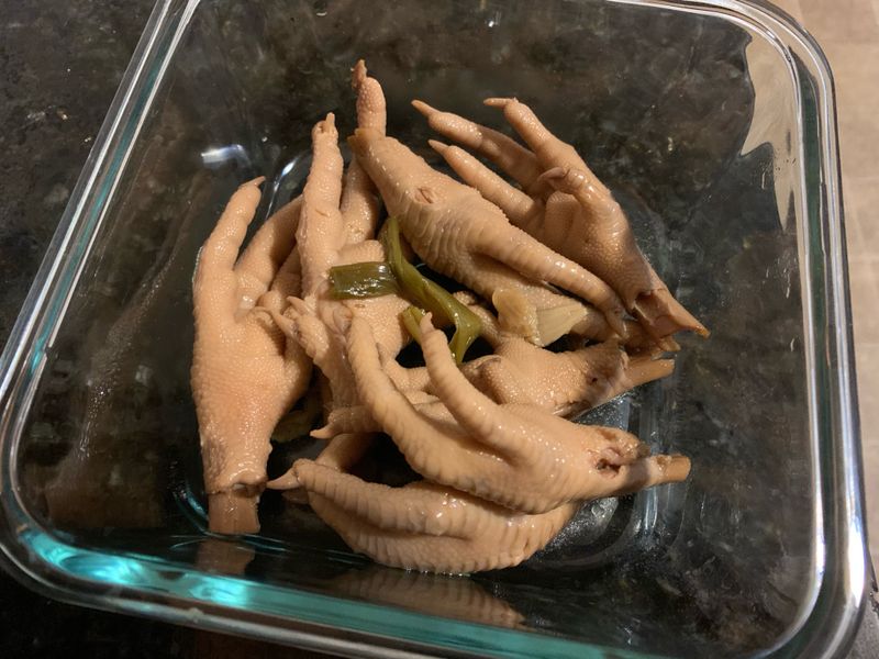 滷雞腳