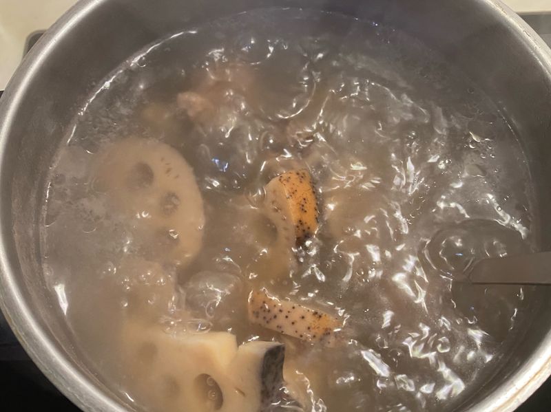 蓮藕排骨湯