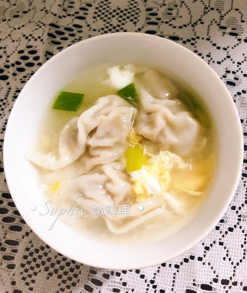 餛飩蛋湯