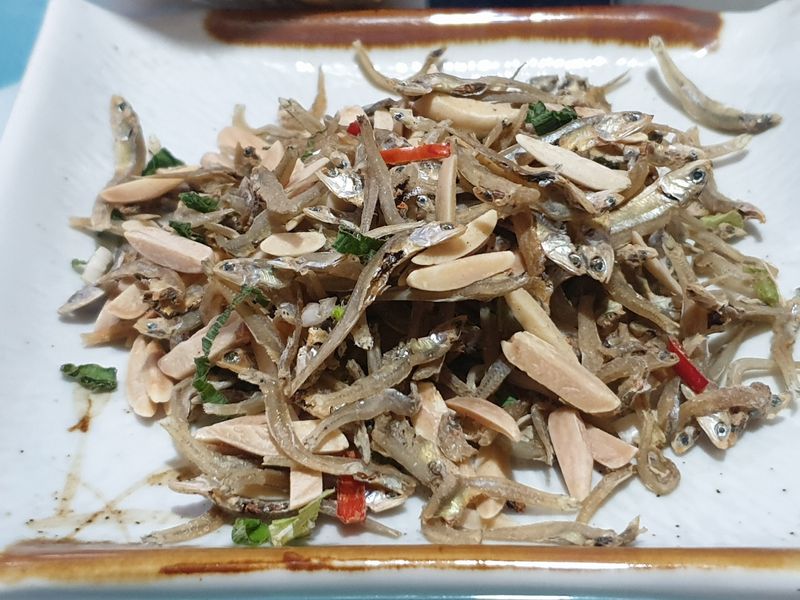 椒鹽杏仁小魚乾(補鈣零嘴)
