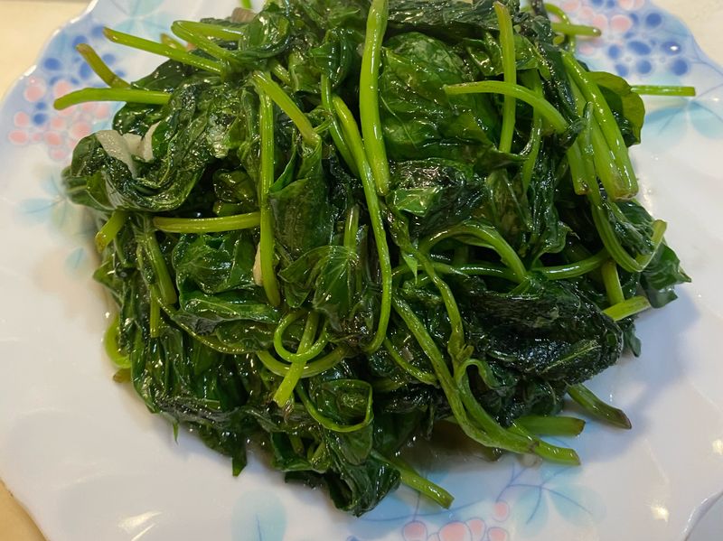 熱炒地瓜葉