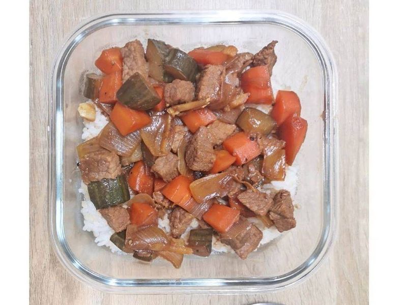 黑胡椒香醋醬燒牛肉燴飯