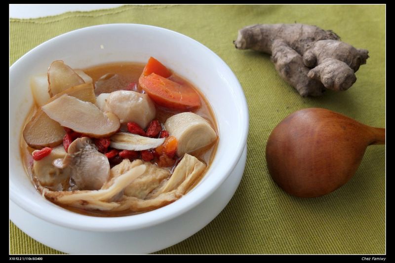 蔬食麻油雞