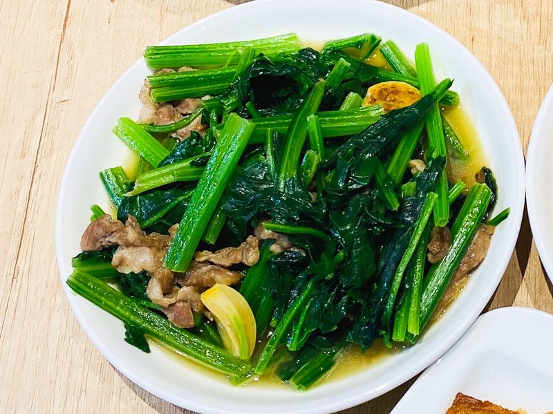 肉絲炒菠菜