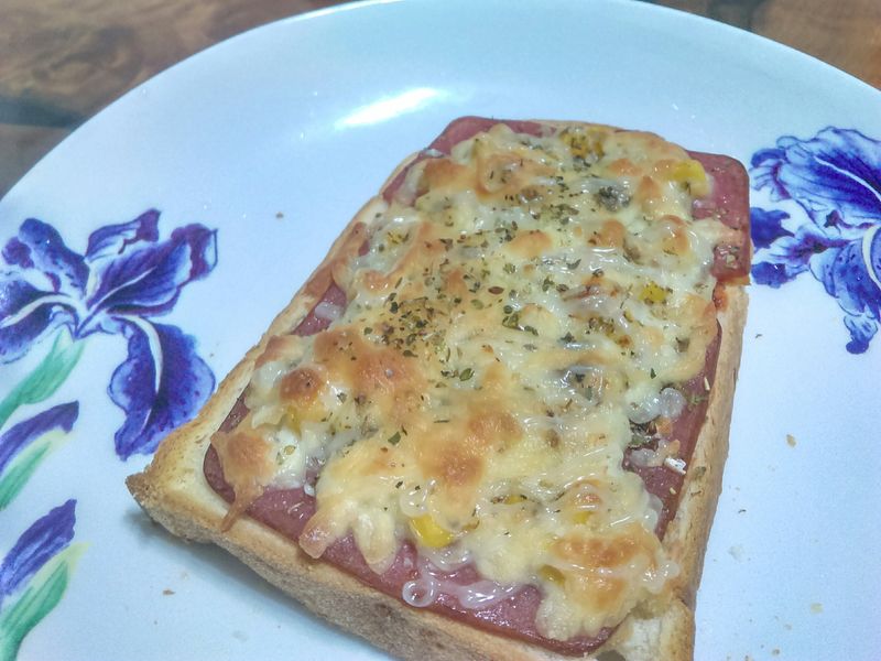 咔滋咔滋PIZZA