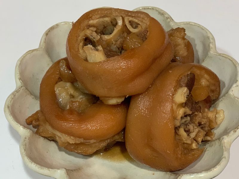 滷豬腳