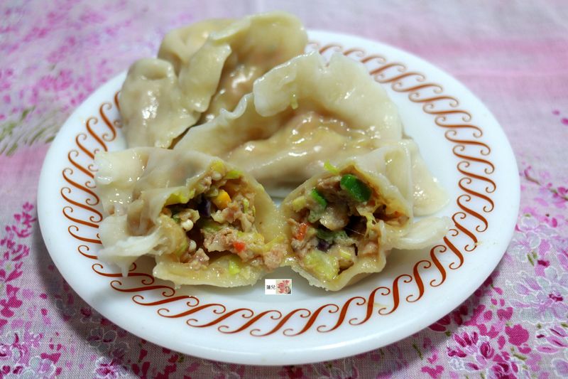 什錦蔬菜水餃