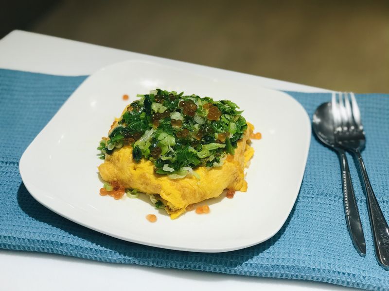 鮭魚蛋包飯