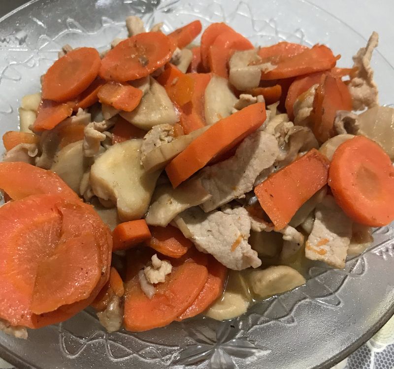 杏鮑菇炒肉