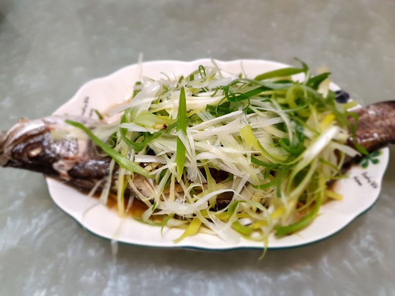清蒸鱸魚