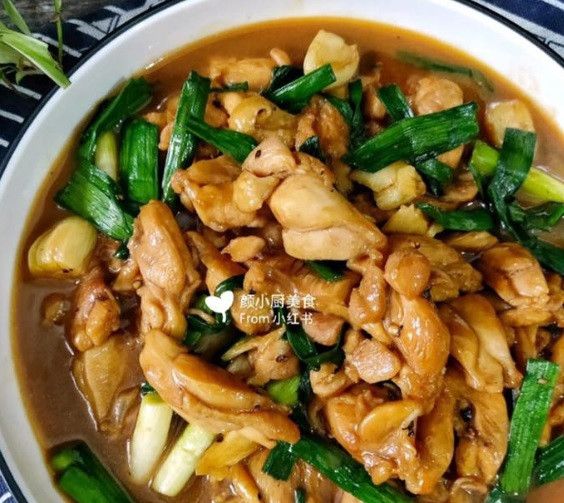蒜苗炒雞腿肉