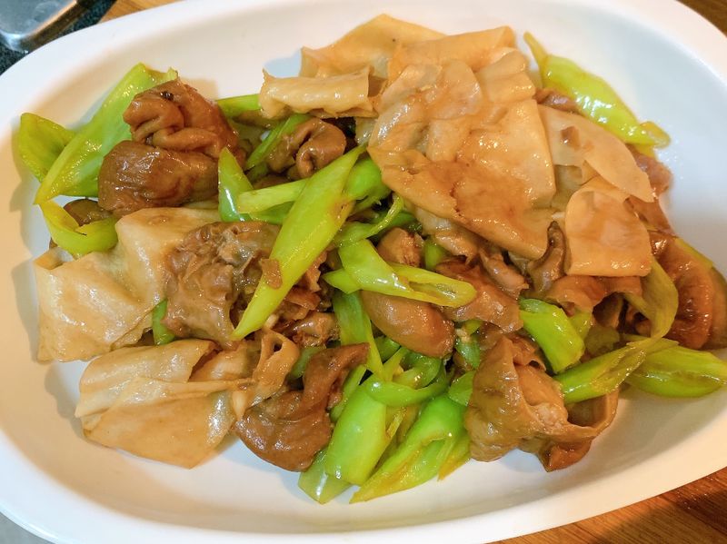 尖椒肥腸