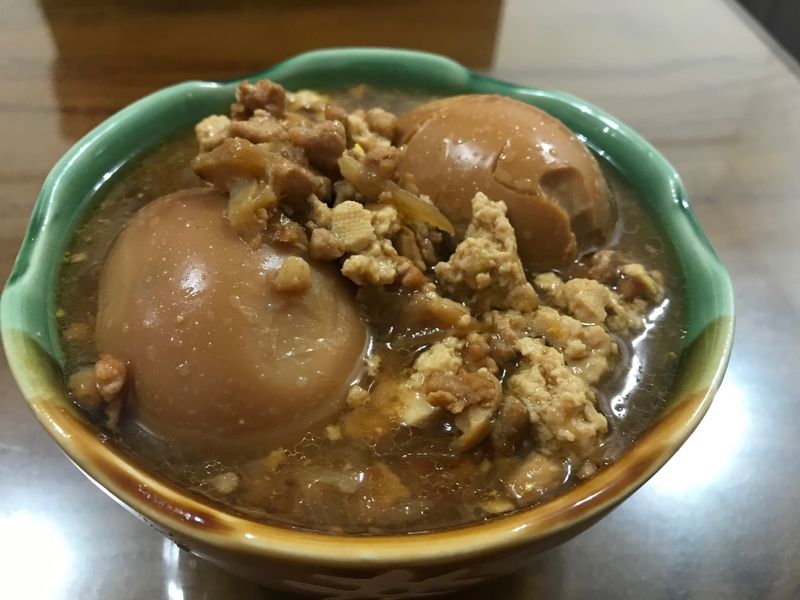 黑白滷肉燥+蛋