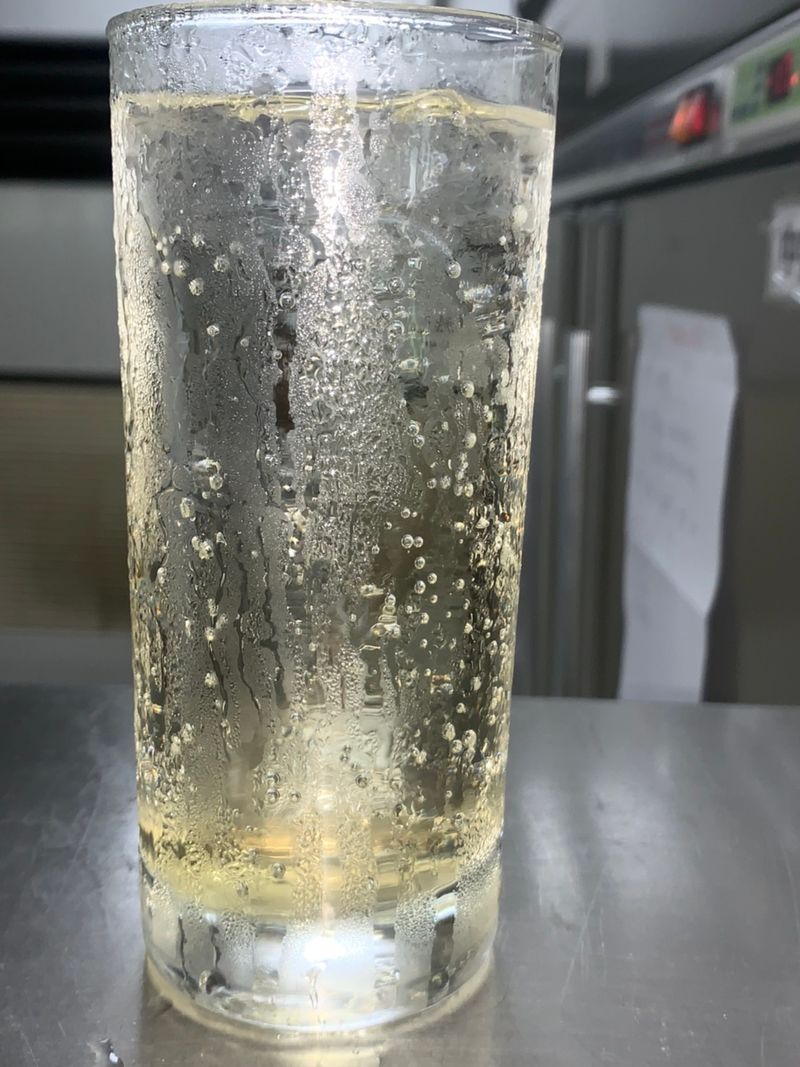 蘋中雪氣