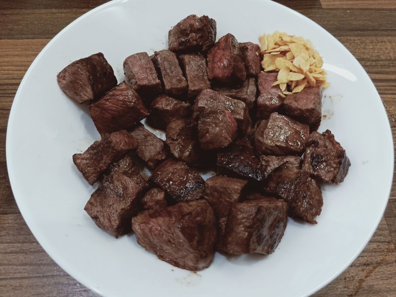 乾煎骰子牛
