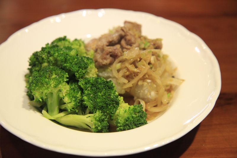 薑汁燒肉丼飯