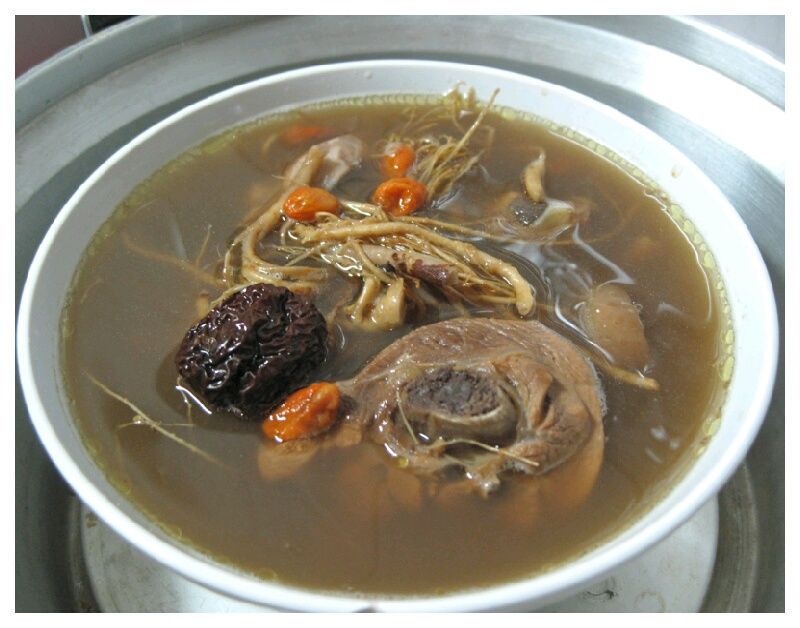 人蔘雞湯