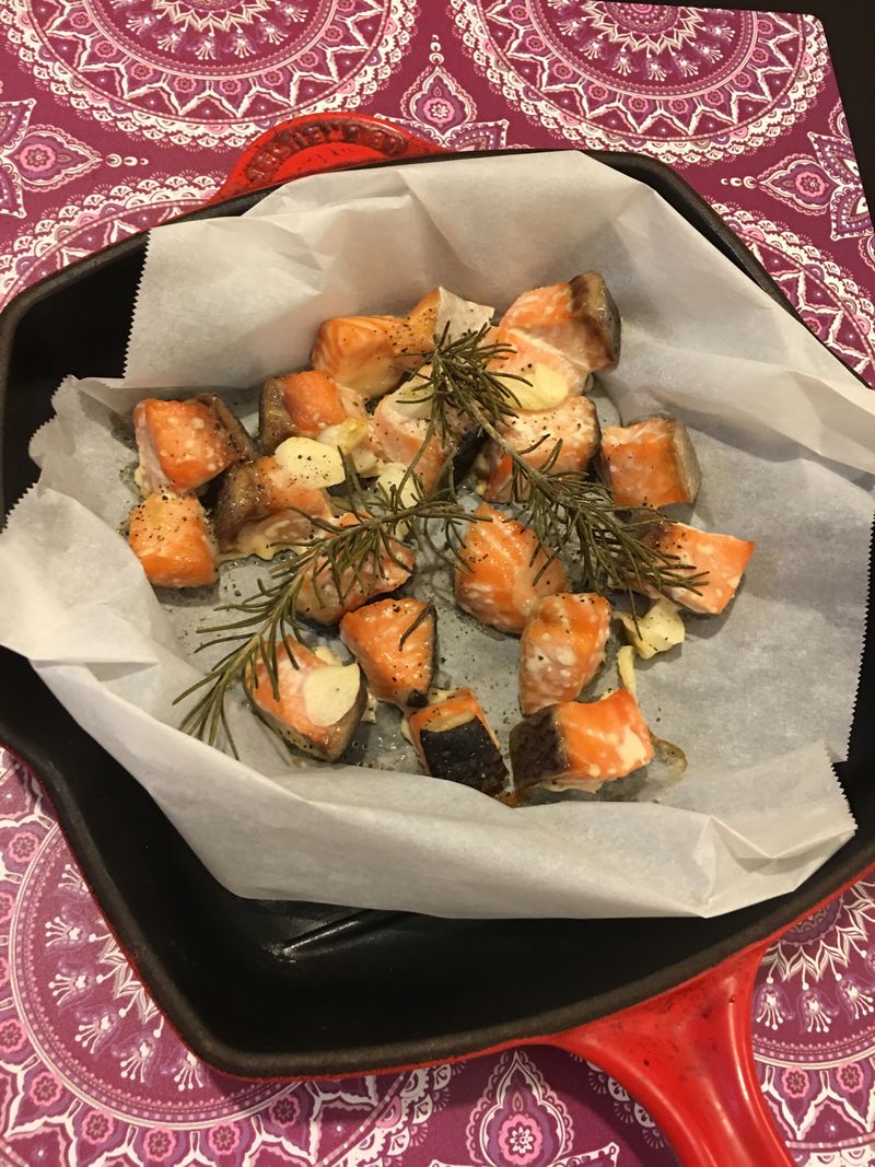香料烤鮭魚