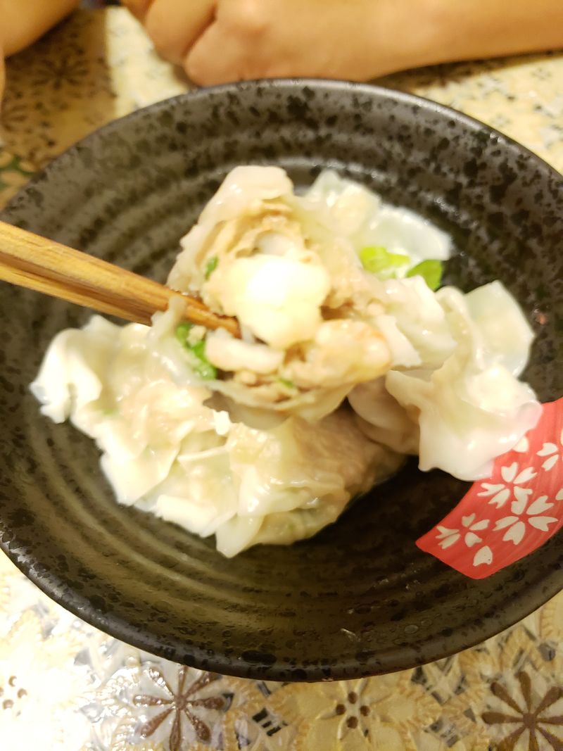 鮮蝦豬抄手