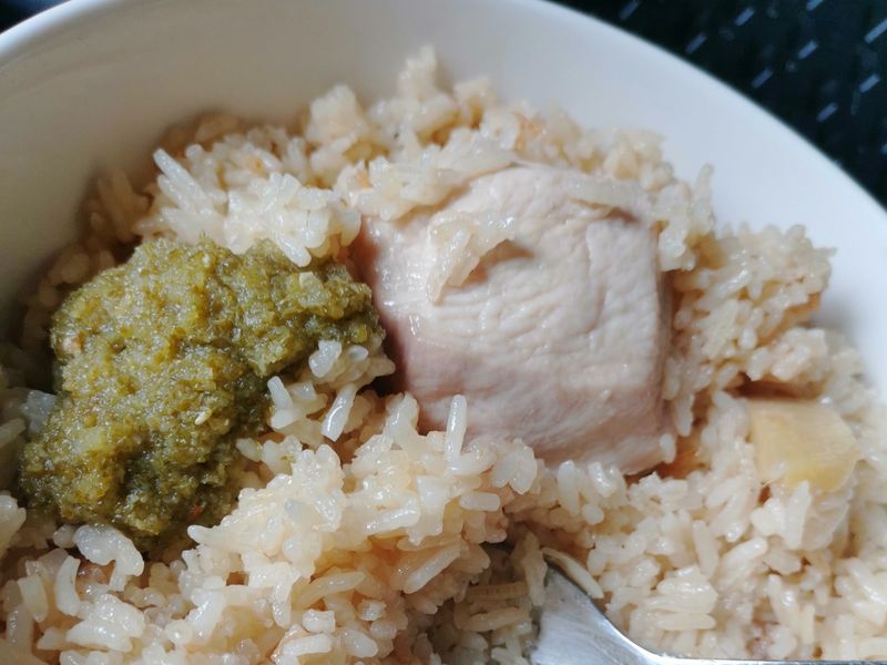 饭锅鸡饭