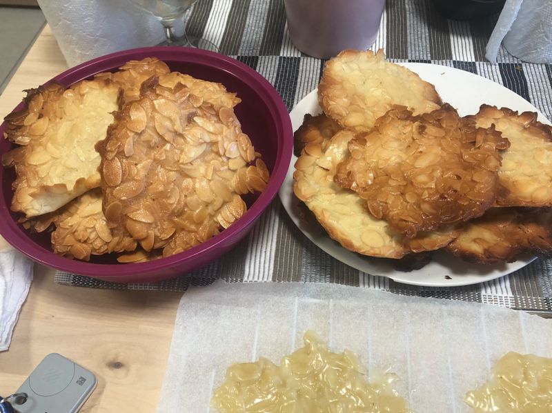 杏仁瓦片