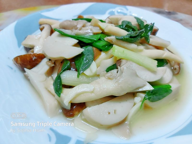 炒鮮菇