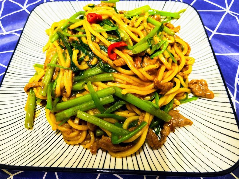 沙茶牛肉炒麵