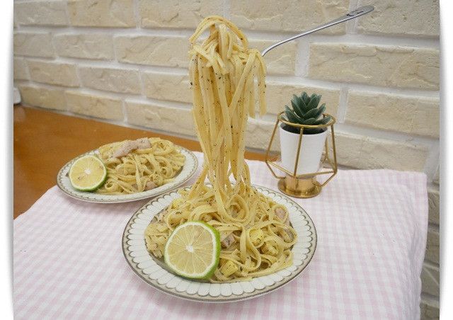 神奇的「飛天麵 / 松阪豬時蔬義大利麵」