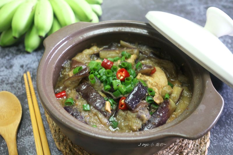 沙茶雞肉茄子煲~美味下飯