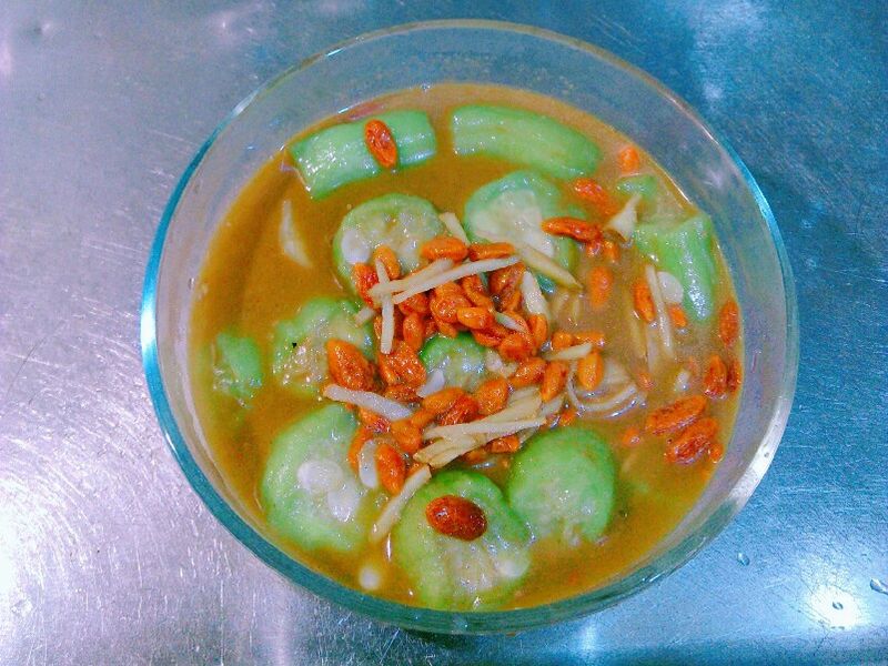 麻油悶蛇瓜