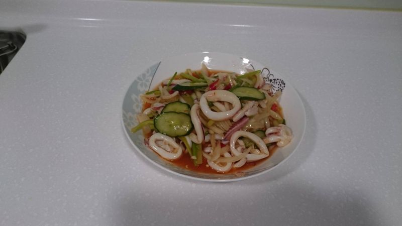 泰式涼拌透抽